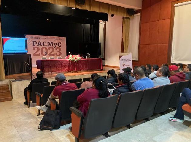 Capacita Contraloría Social a beneficiarios del PACMyC 2023